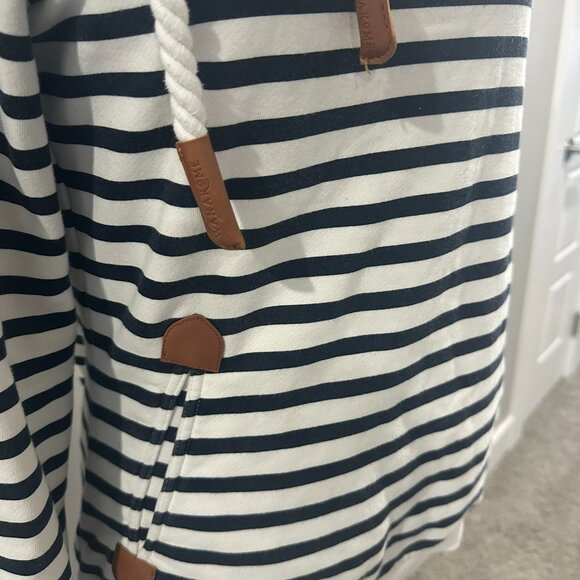 NWOT Wanakome Navy Stripe Artemis Hoodie - Size XS - Picture 7 of 10